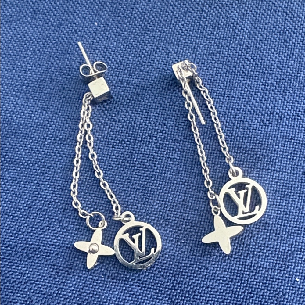 Louis Vuitton Silver Chain Earrings